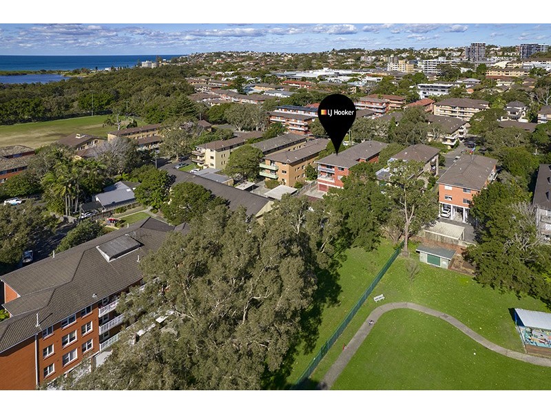 8/13 Lismore Avenue, Dee Why NSW 2099