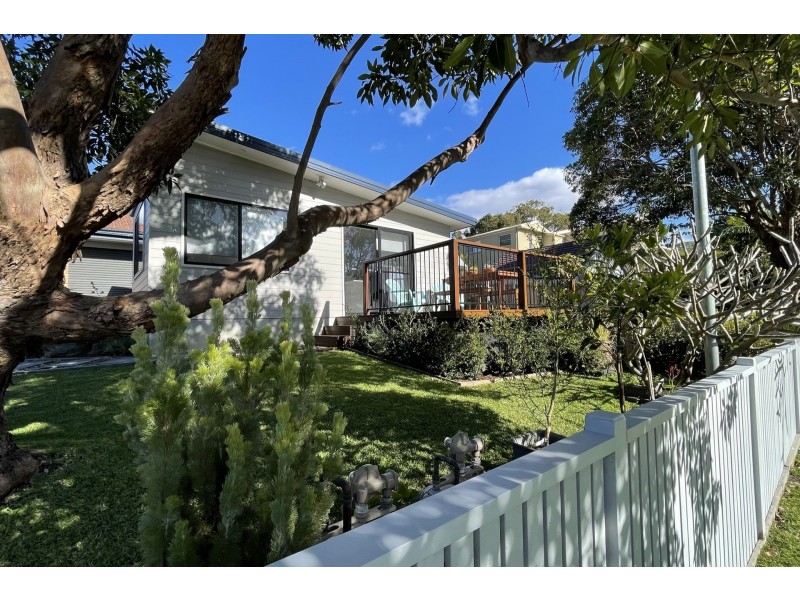 63 The Crescent, Dee Why NSW 2099
