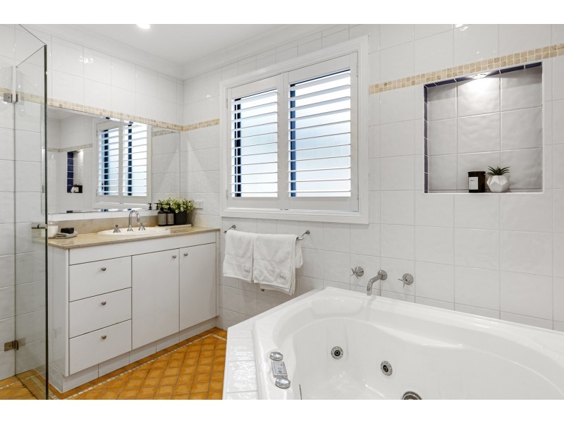 63 The Crescent, Dee Why NSW 2099