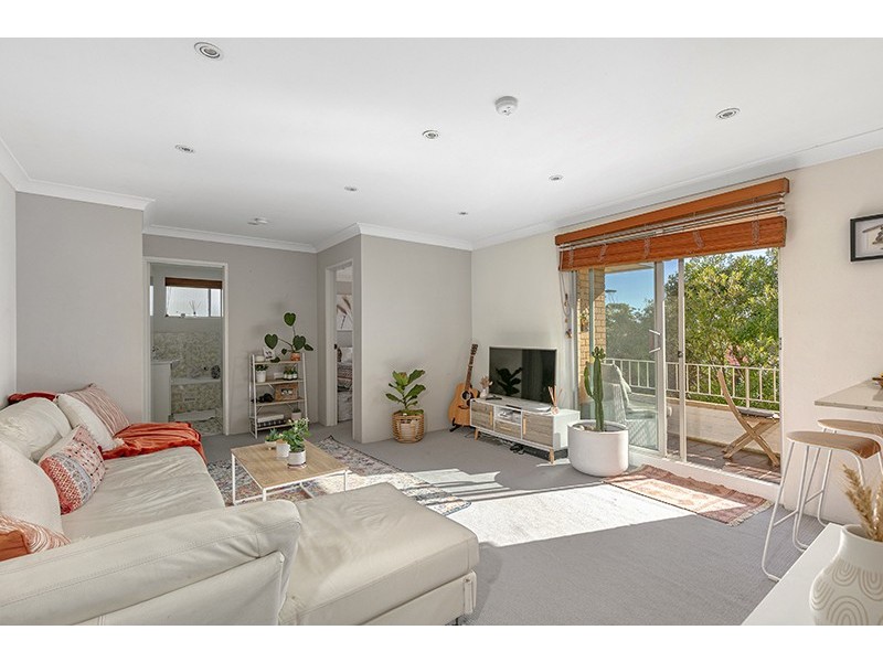 9/40-42 Cassia Street, Dee Why NSW 2099