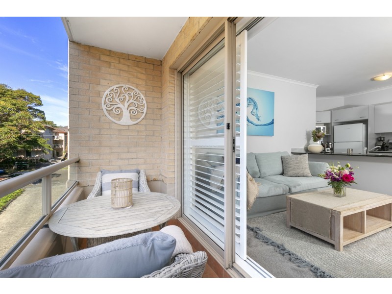 8/6-10 Boronia Street, Dee Why NSW 2099