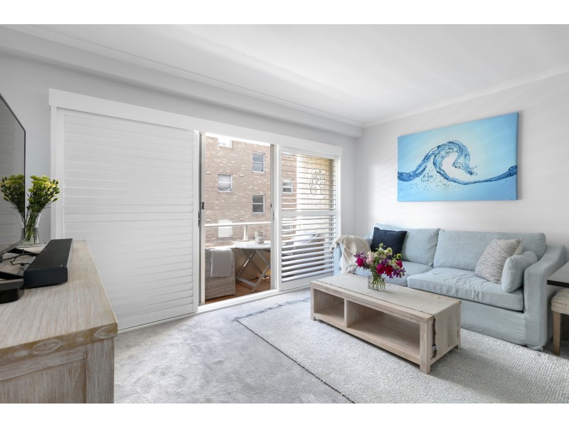 8/6-10 Boronia Street, Dee Why NSW 2099