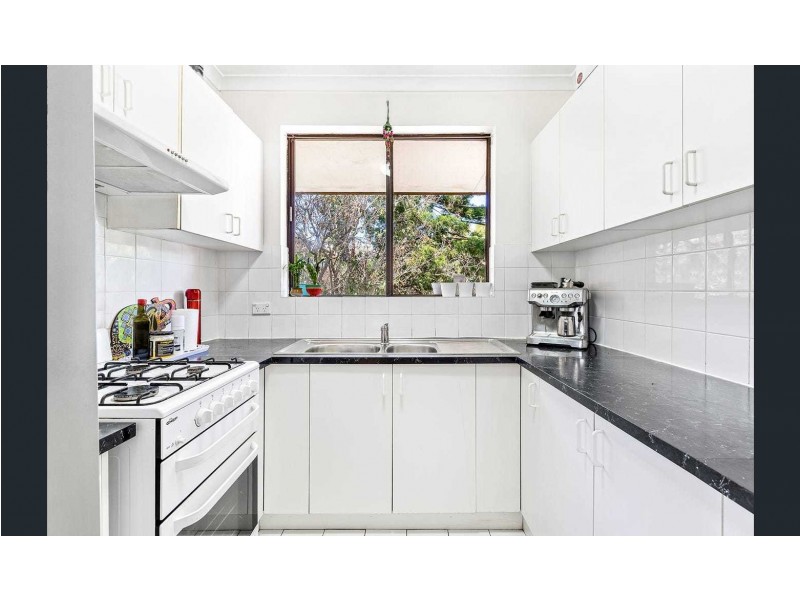 8/18 Regent Street, Dee Why NSW 2099