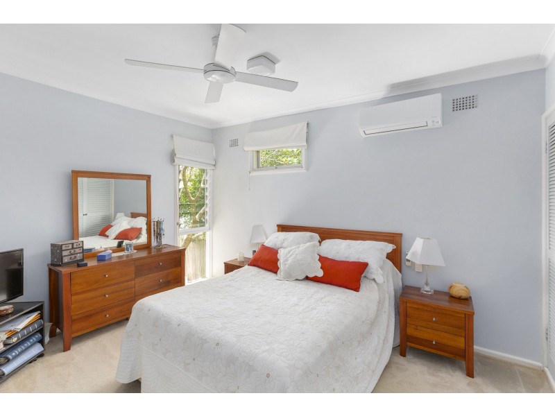 6 Carlisle Street, Wheeler Heights NSW 2097