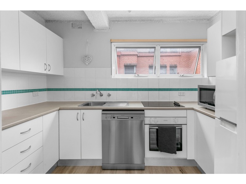 8/68 Howard Avenue, Dee Why NSW 2099