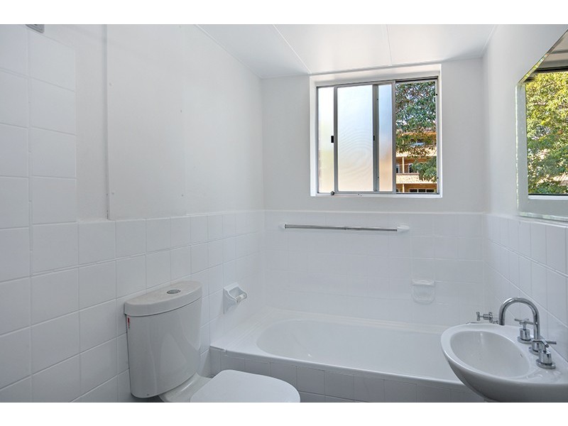 7/11 Avon Road, Dee Why NSW 2099