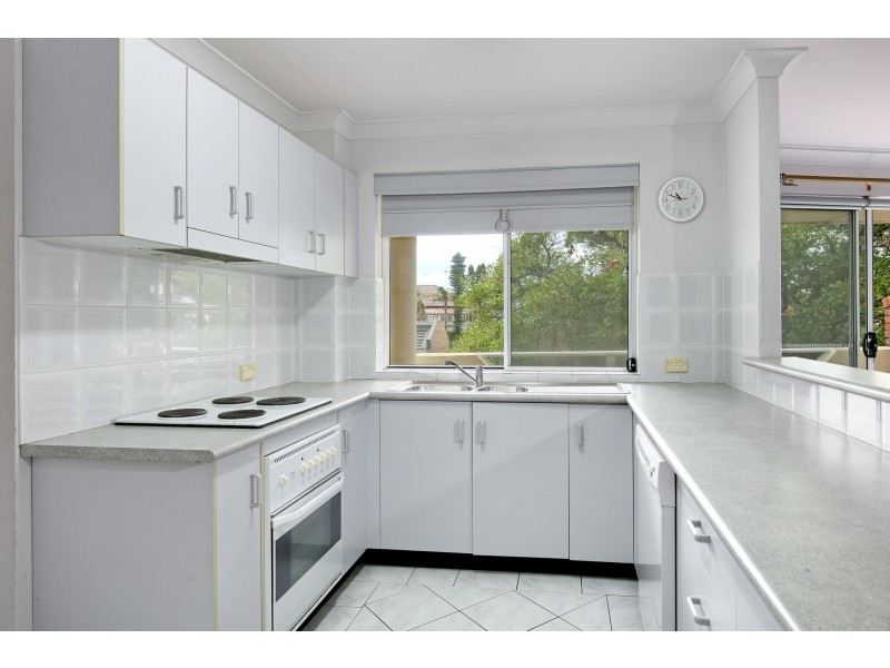 16/2-6 Clarke Street, Narrabeen NSW 2101