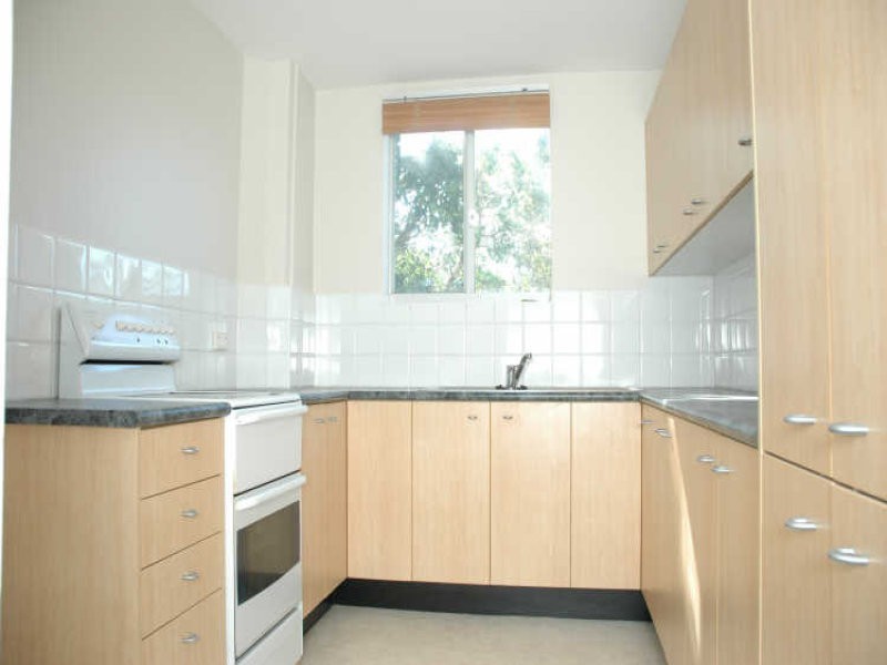 7/64 Carrington Parade, Curl Curl NSW 2096