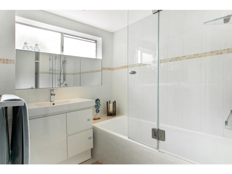 6/30 The Crescent, Dee Why NSW 2099