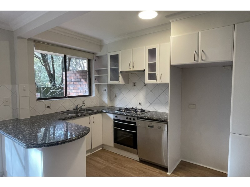 2/95 Pacific Parade, Dee Why NSW 2099