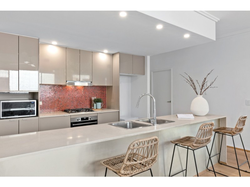 B27/31-37 Pacific Parade, Dee Why NSW 2099