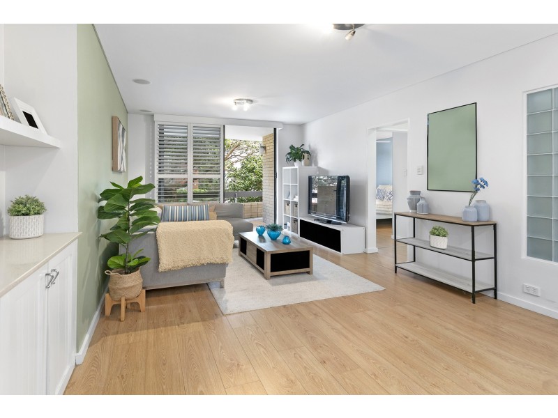 2/20 Richmond Avenue, Dee Why NSW 2099