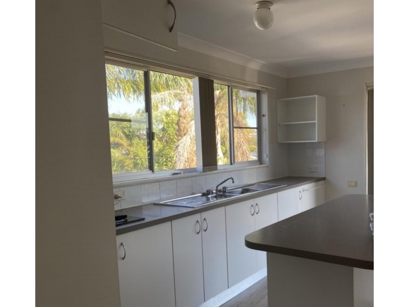 1/31 South Creek Road, Dee Why NSW 2099