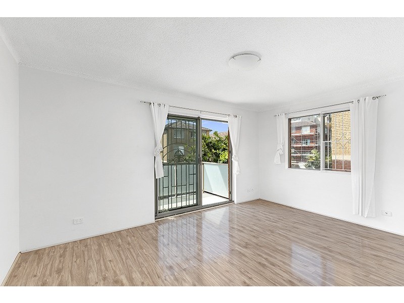 6/94 Howard Avenue, Dee Why NSW 2099