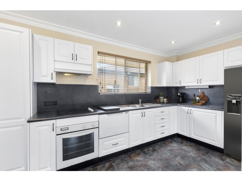 8/9 Lismore Avenue, Dee Why NSW 2099