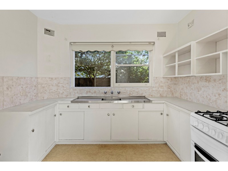 1/19-21 Stewart Avenue, Curl Curl NSW 2096