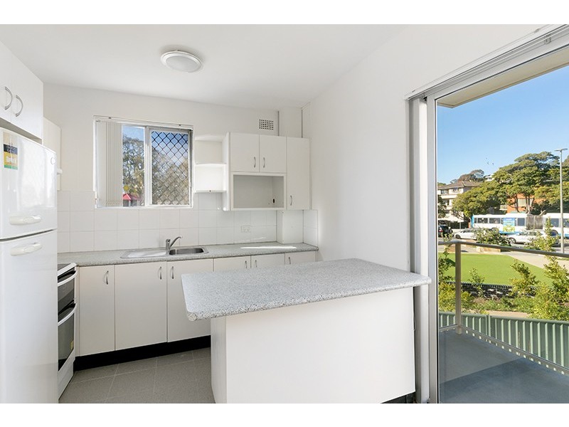 9/28 Howard Avenue, Dee Why NSW 2099