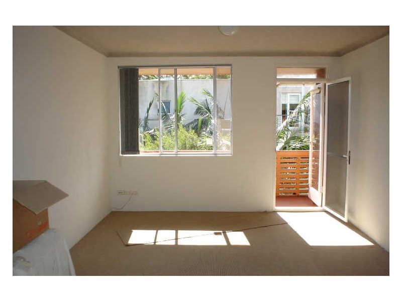 14/11 Avon Road, Dee Why NSW 2099