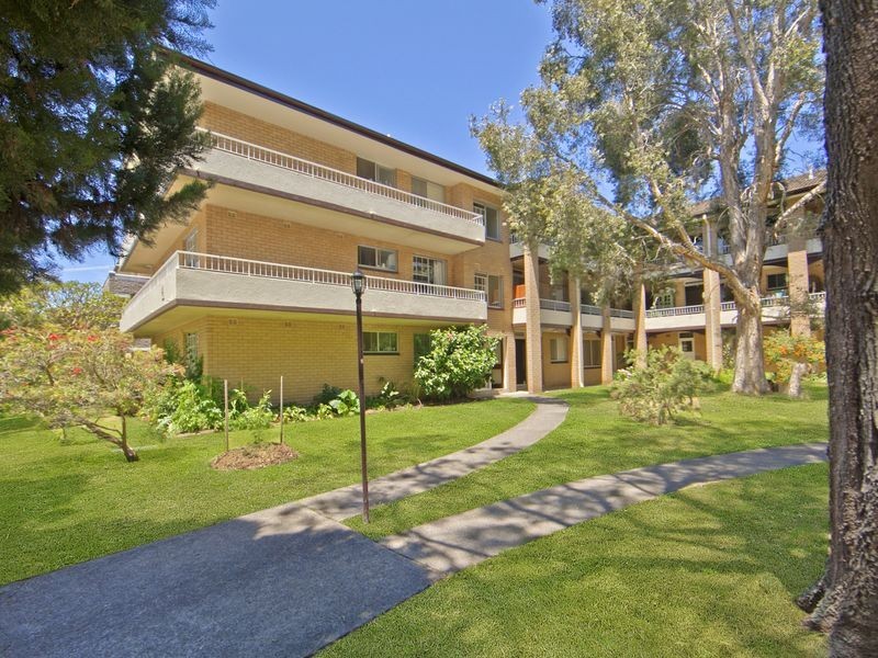 12/4-8 Lismore Avenue, Dee Why NSW 2099