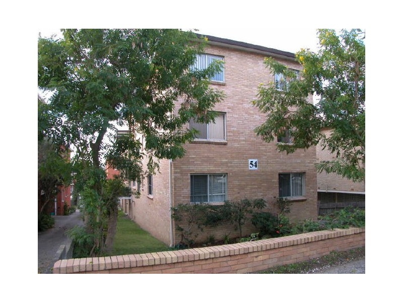 2/54 Oaks Ave, Dee Why NSW 2099