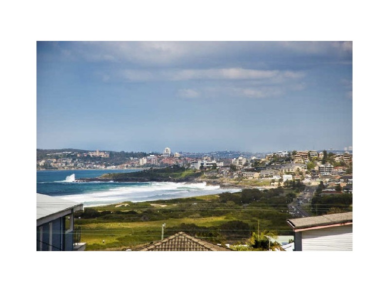 56 Headland Road, North Curl Curl NSW 2099