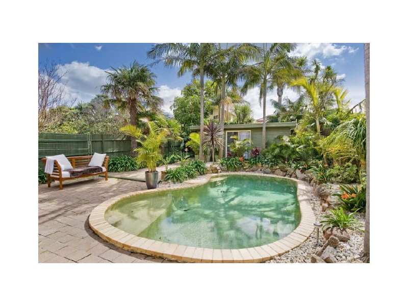 56 Headland Road, North Curl Curl NSW 2099