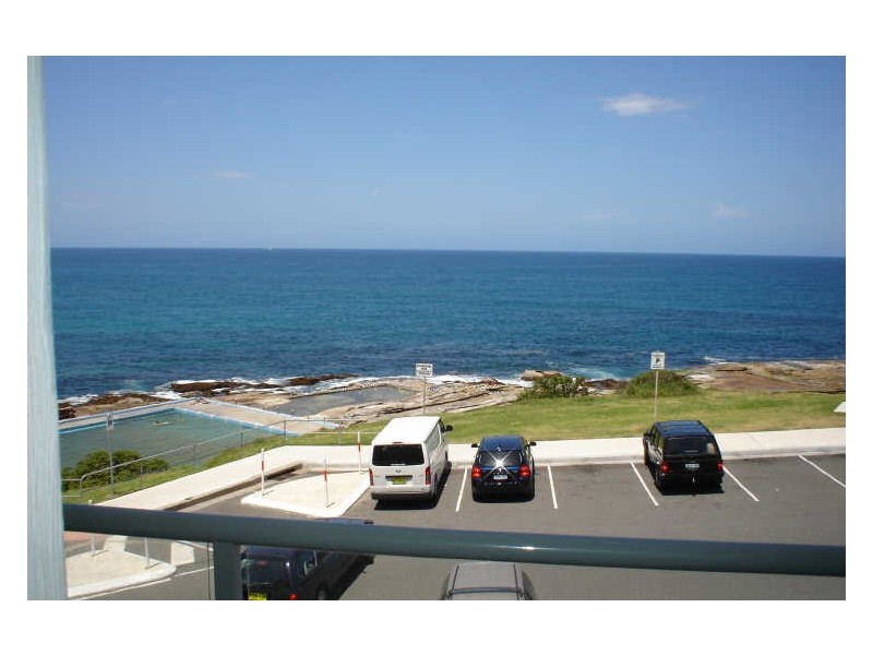 16/2 Monash Parade, Dee Why NSW 2099
