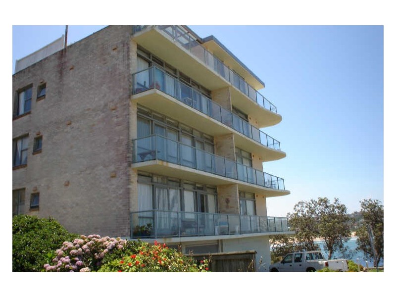 16/2 Monash Parade, Dee Why NSW 2099