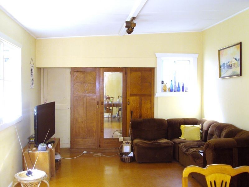 96 Pitt Road, North Curl Curl NSW 2099