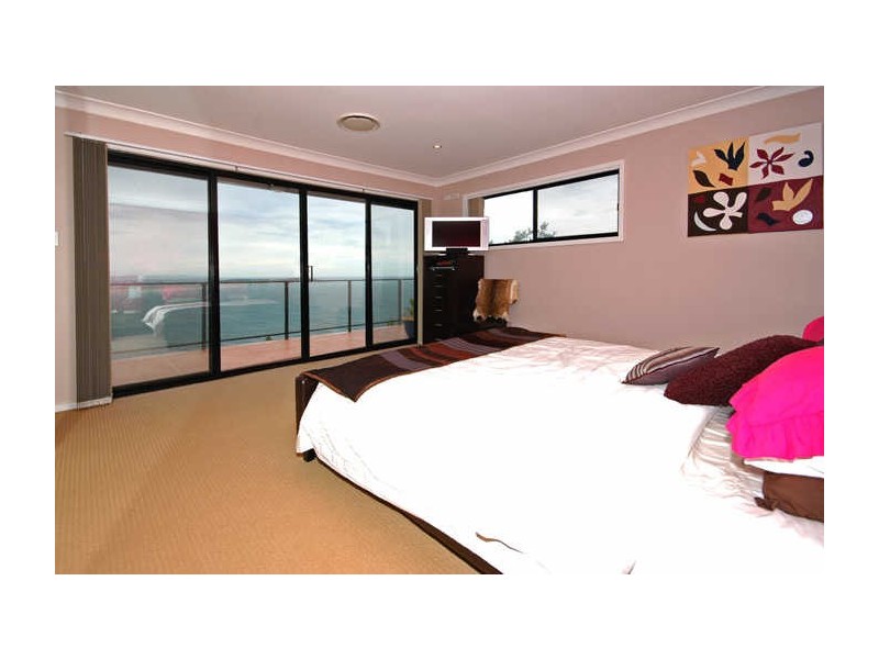 8 Lookout Avenue, Dee Why NSW 2099