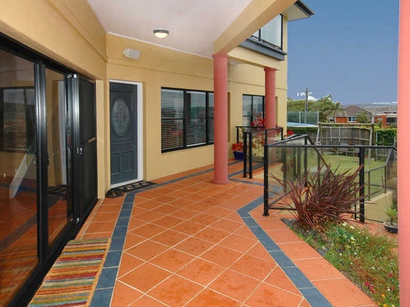 8 Lookout Avenue, Dee Why NSW 2099