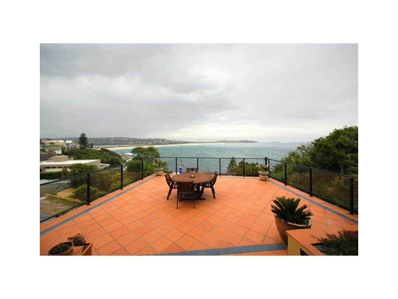 8 Lookout Avenue, Dee Why NSW 2099