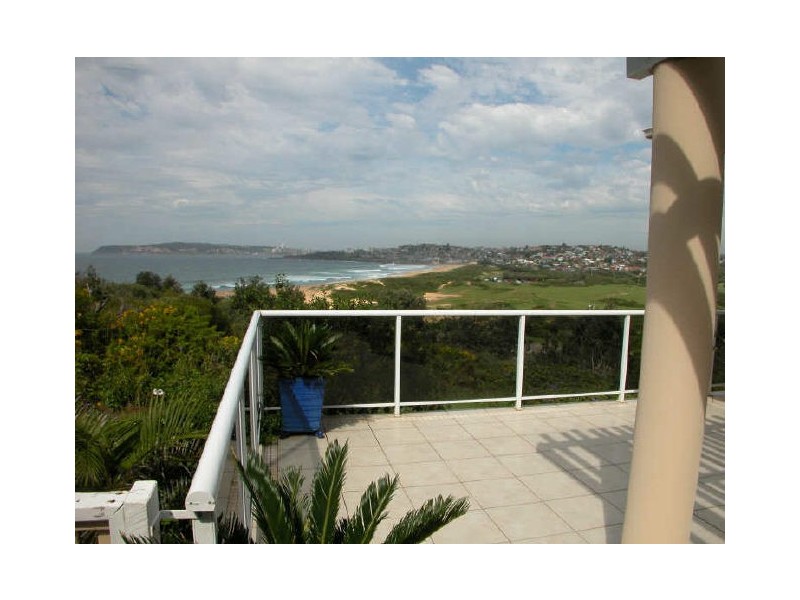 22 Taylor Street, North Curl Curl NSW 2099