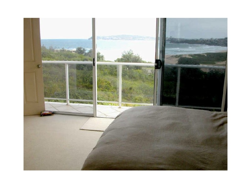 22 Taylor Street, North Curl Curl NSW 2099