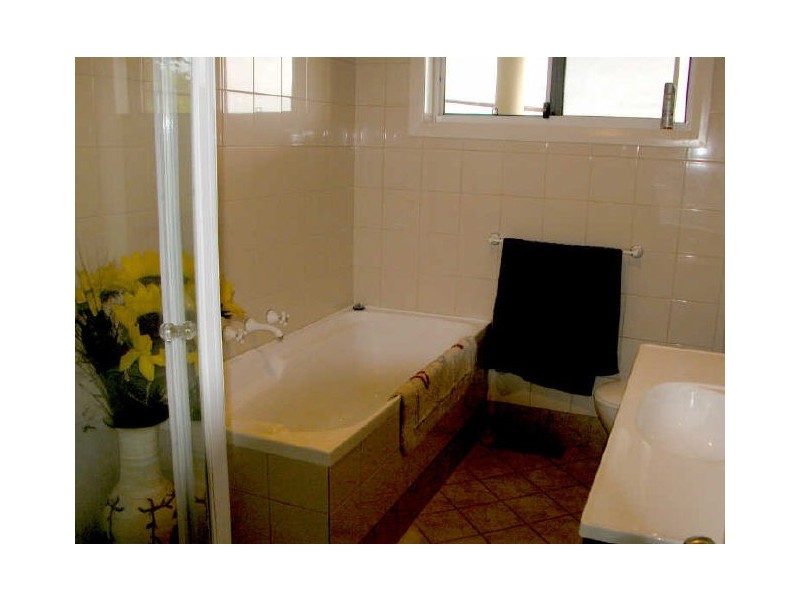 22 Taylor Street, North Curl Curl NSW 2099