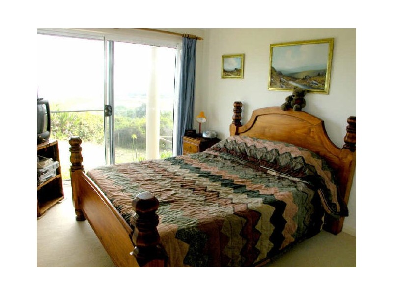 22 Taylor Street, North Curl Curl NSW 2099