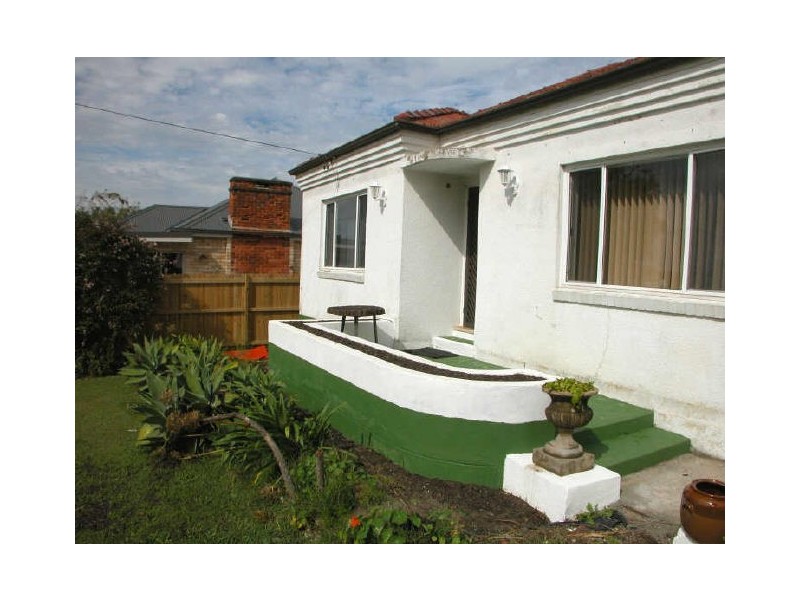 4 Delaigh Avenue, North Curl Curl NSW 2099