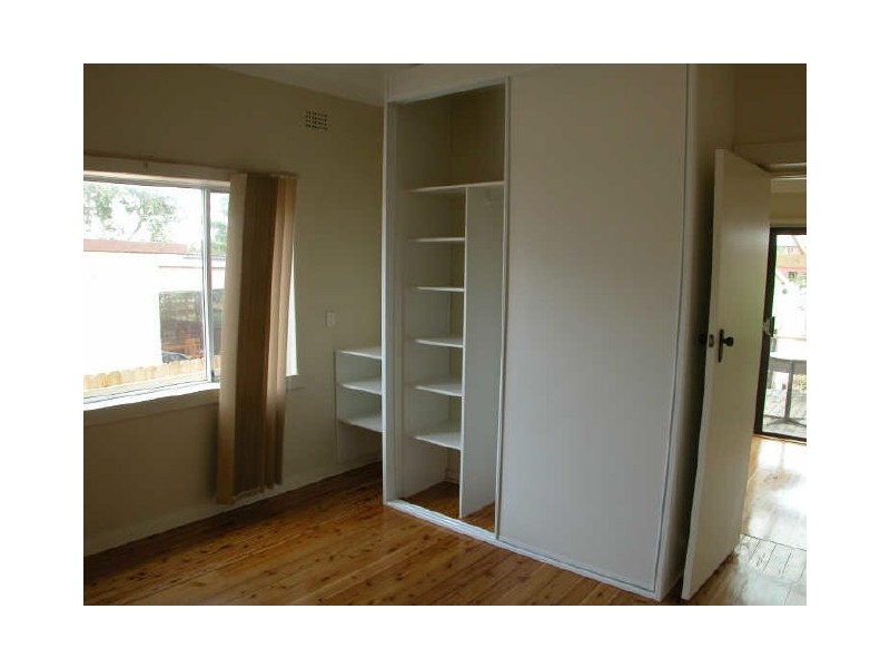 4 Delaigh Avenue, North Curl Curl NSW 2099