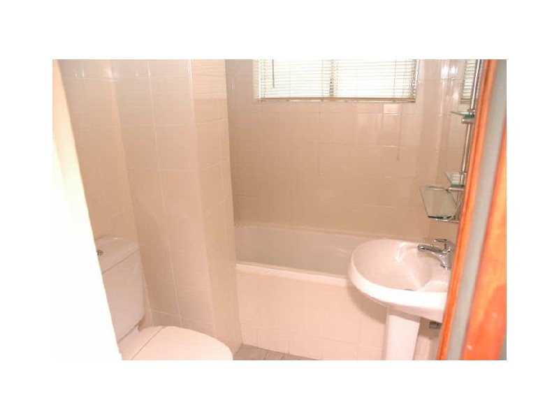 2/50 Howard Avenue, Dee Why NSW 2099