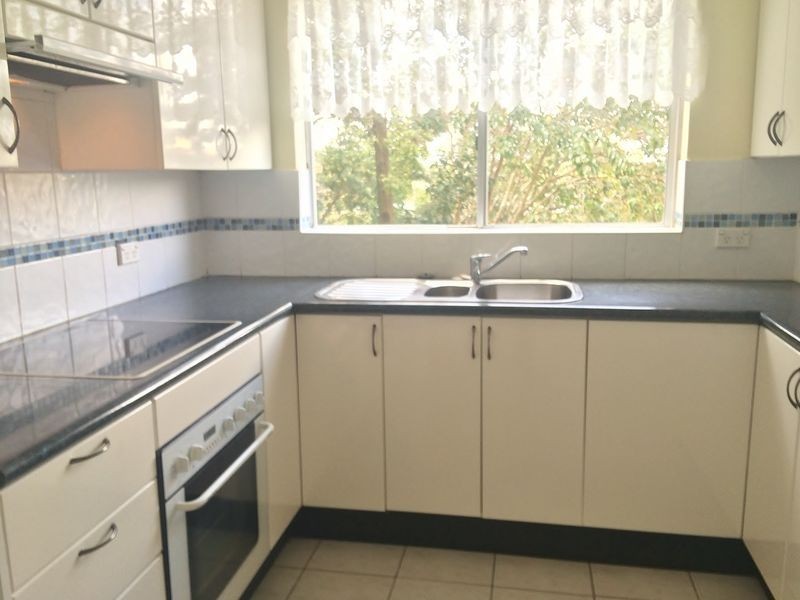 2/15 Burne Avenue, Dee Why NSW 2099