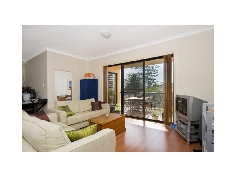 8/1-5 The Crescent, Dee Why NSW 2099