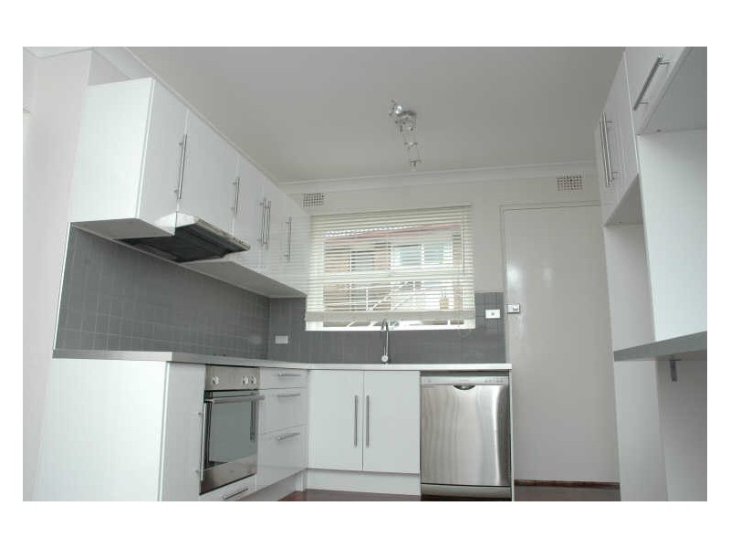5/33 Hawkesbury Avenue, Dee Why NSW 2099
