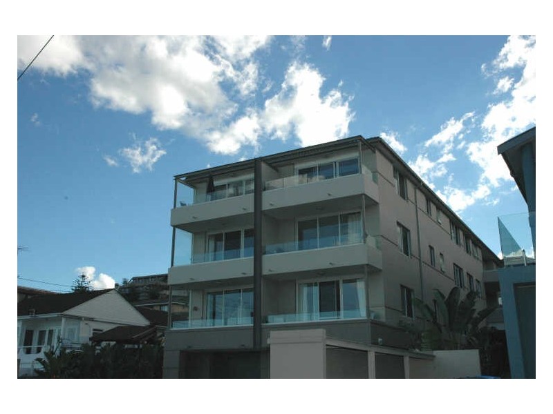 7/64 Carrington Parade, Curl Curl NSW 2096