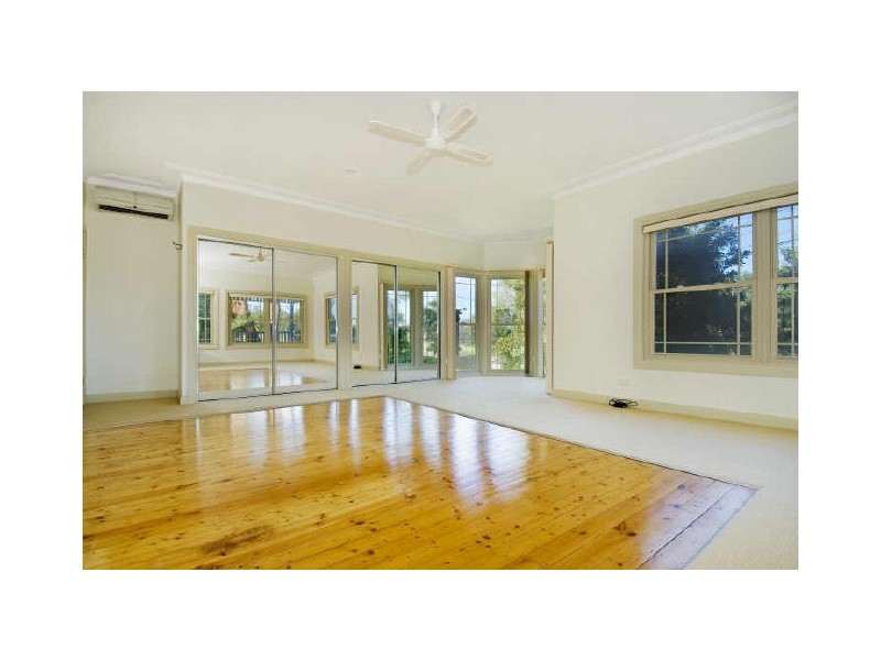 110 Abbott Road, North Curl Curl NSW 2099