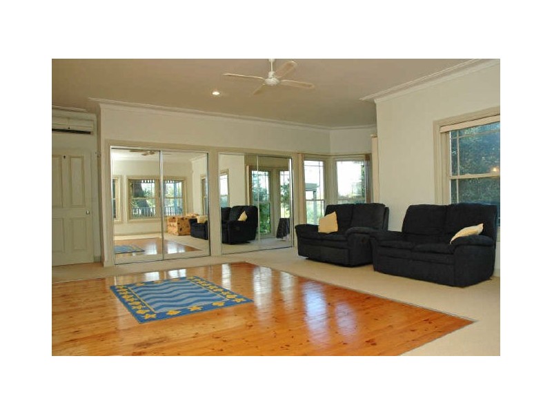 110 Abbott Road, North Curl Curl NSW 2099