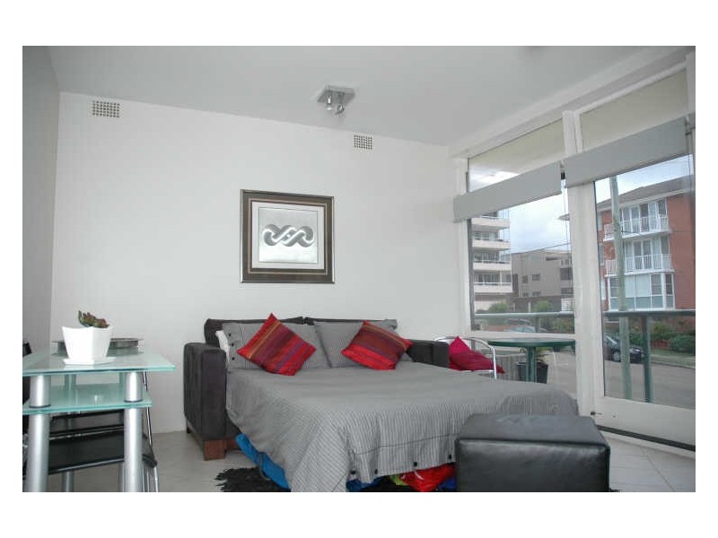 1/2 Monash Parade, Dee Why NSW 2099