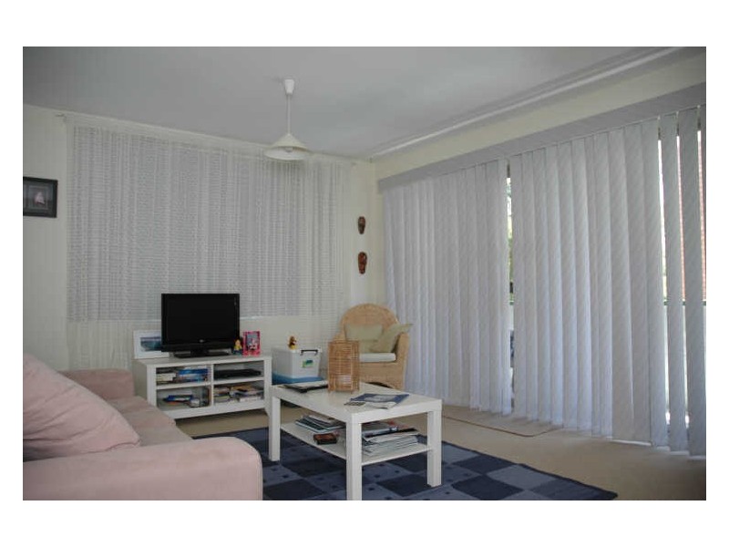 1/16 Wheeler Pde, Dee Why NSW 2099