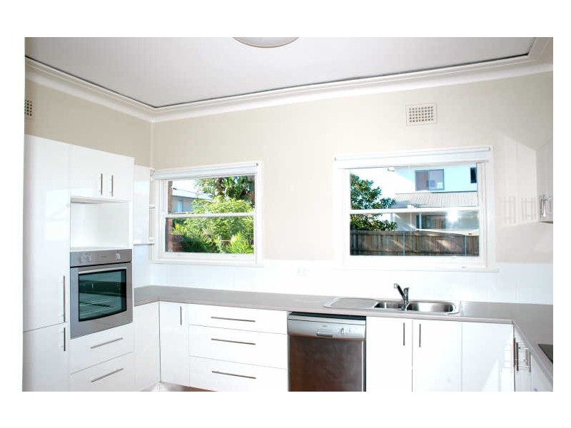 1 Summit Avenue, Dee Why NSW 2099