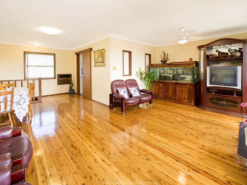 82 Lascelles Road, Narraweena NSW 2099