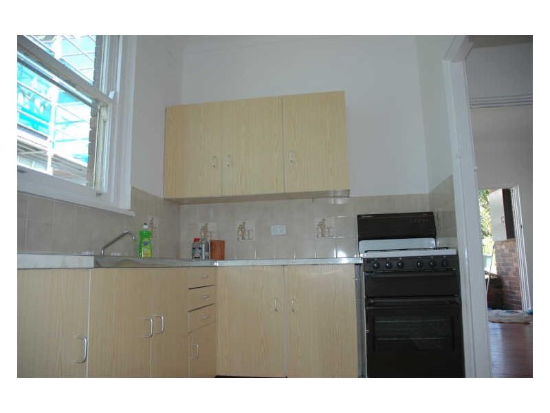 16 Farnell Street, Curl Curl NSW 2096